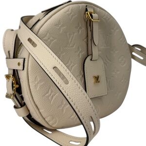 Louis Vuitton Empreinte Boîte Chapeau Souple MM – Creme